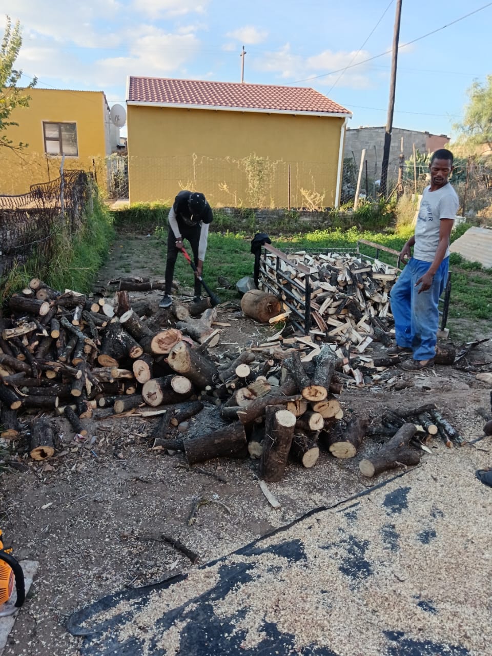 Charcoal & Firewood